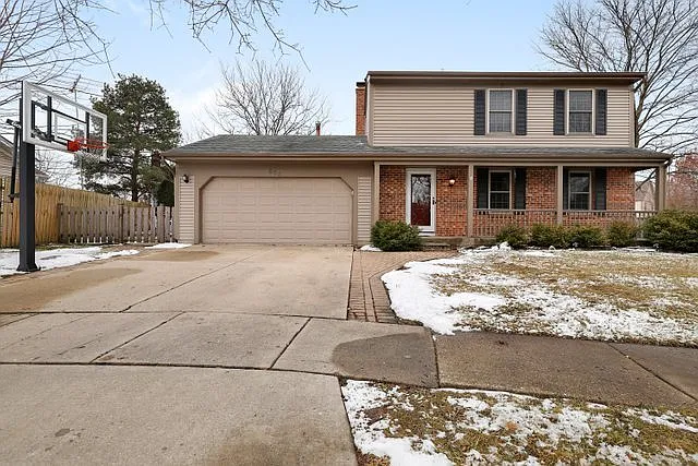 602 Avon Ct photo 1
