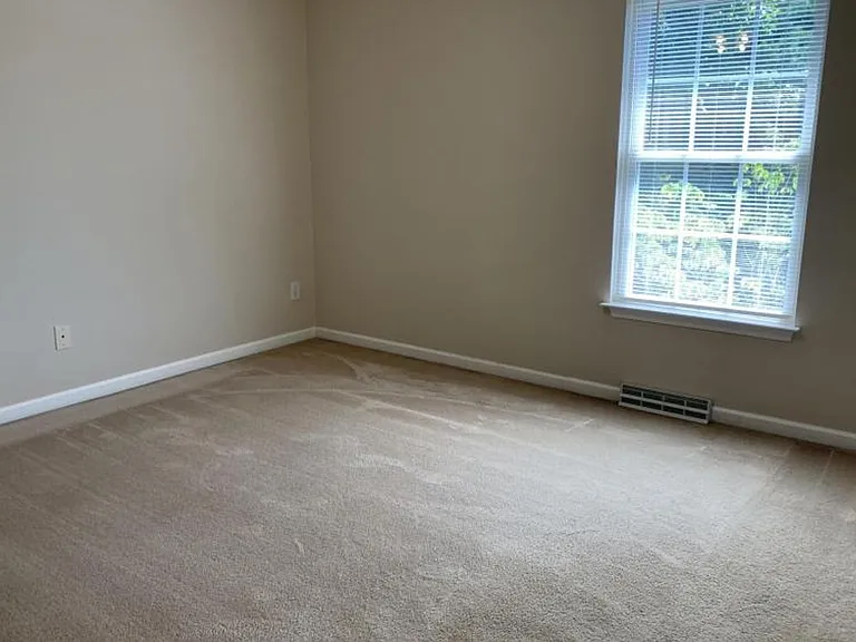 300 McConville Rd #35 — Photo 8