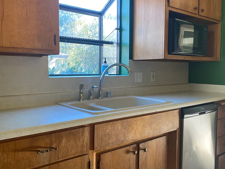 2055 Gold St — Photo 17