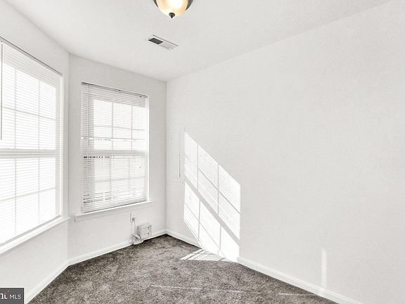 2nd image of 1223 Liberty Sq Unit 5