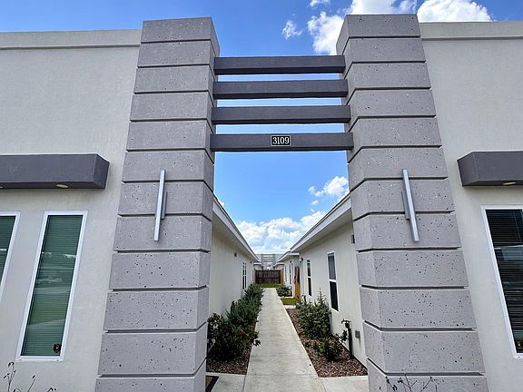 5th image of 3109 W Kenwood St #6