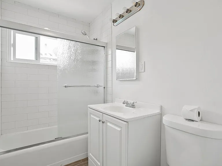 13192 Edwards St — Photo 12