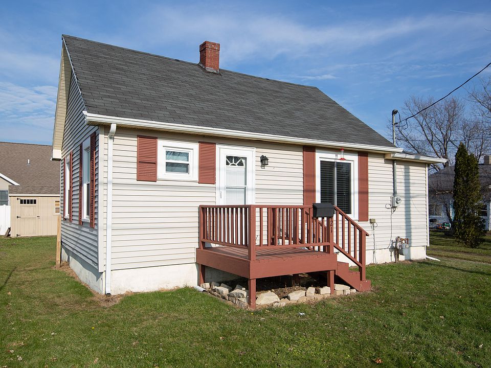 1st image of 421 Aylworth Ave