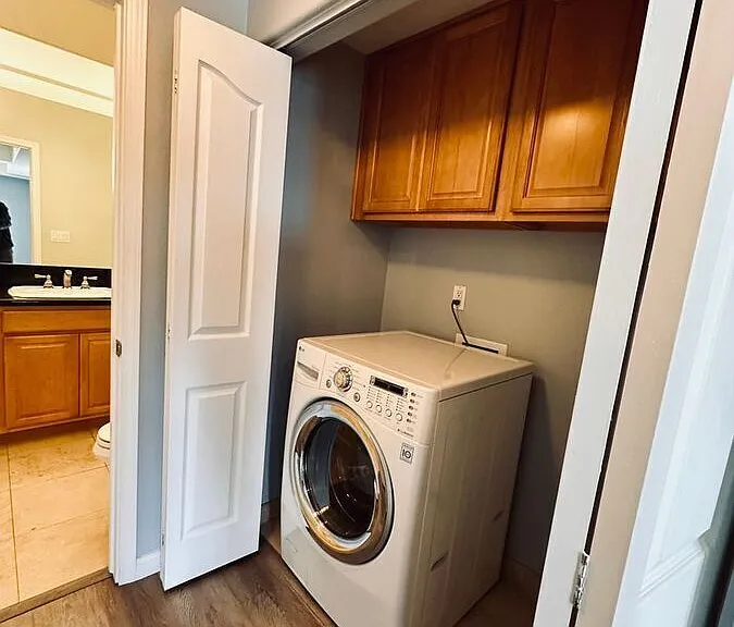 200 W 2nd St #1403 — Photo 12