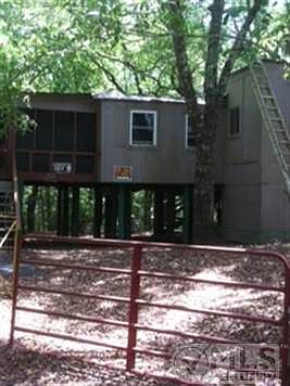 2nd image of 155 Parsons Ln