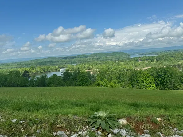 44 Mill Dr, Decatur, TN 37322