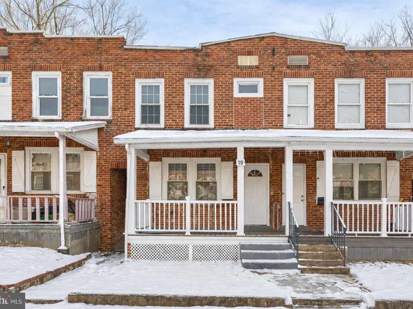 19 Denham Ave, Claymont, DE 19703