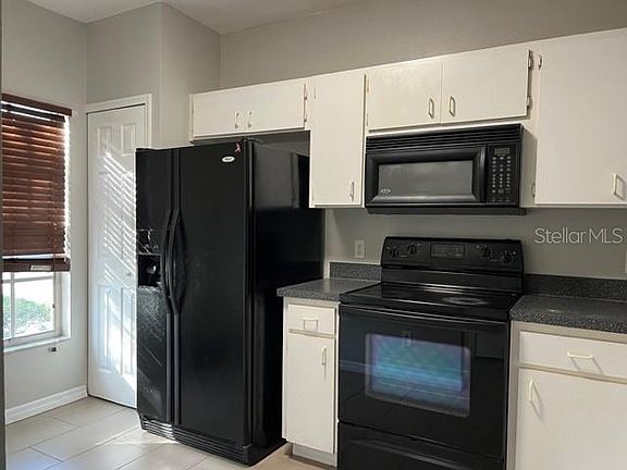 3rd image of 336 Countryside Key Blvd