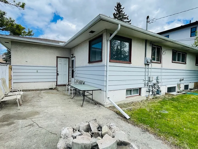 536 Northmount Dr NW — Photo 15
