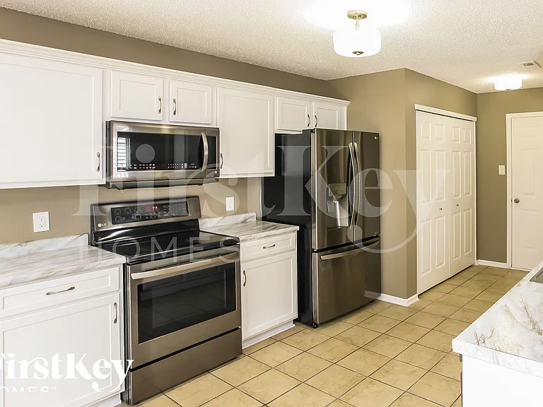15498 Border Dr — Photo 6