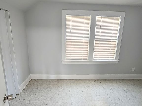 5th image of 12041 S Parnell Ave