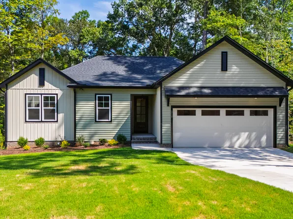 216 Rawhide Dr, Louisburg, NC 27549
