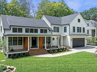 16 Liberty Rd, Marblehead, MA 01945