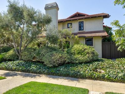 430 Lassen St APT 1, Los Altos, CA, 94022