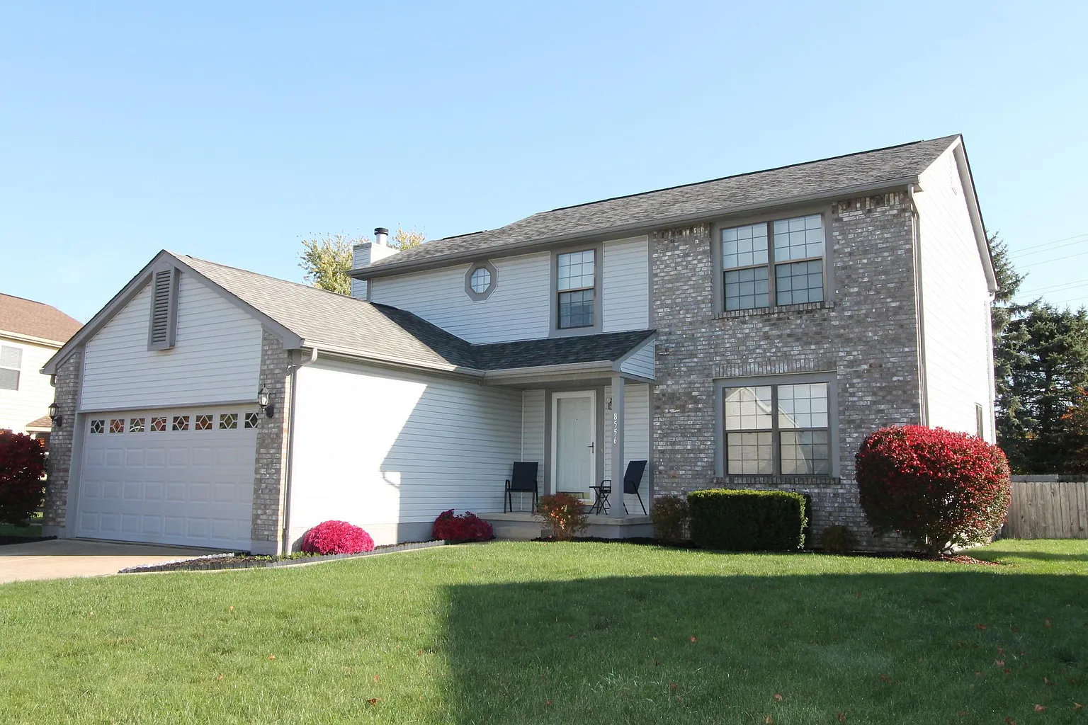 8556 Landseer Dr photo 1
