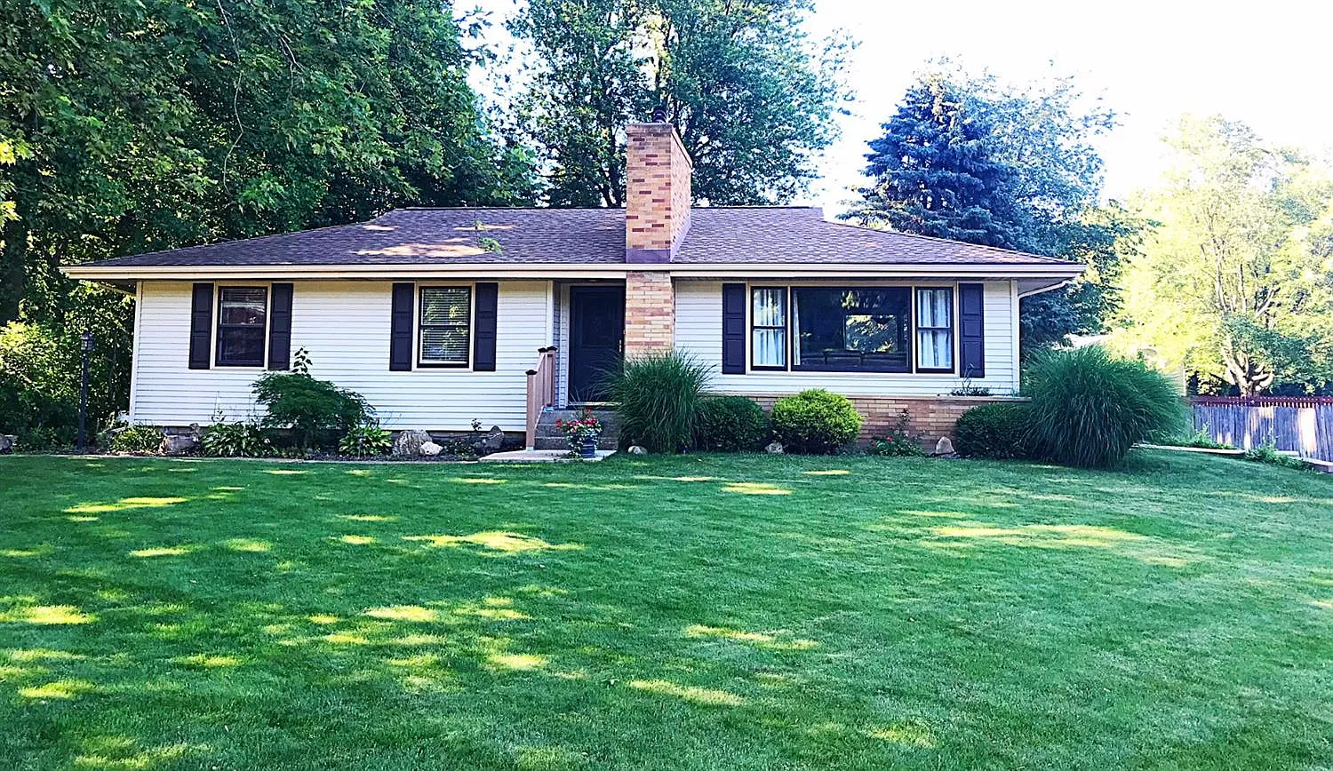 1145 W Severs Rd photo 1