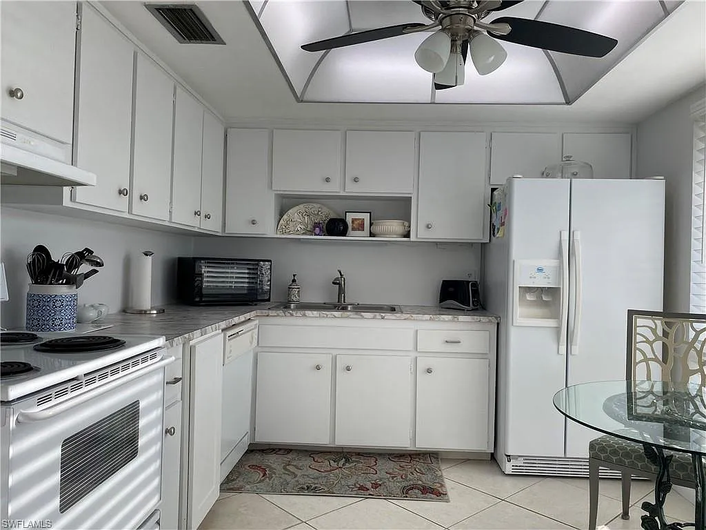 2 bed, 2.0 bath, 1215 sqft, $1,499 — Photo 4