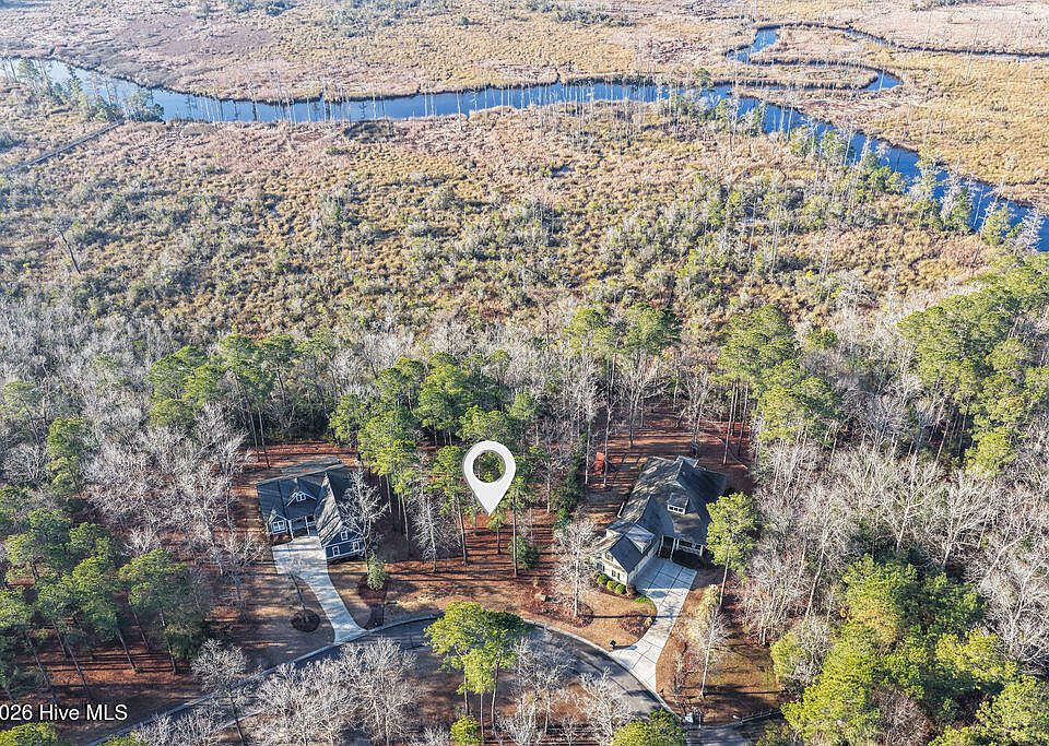 1st image of 213 Lockhaven Drive SE