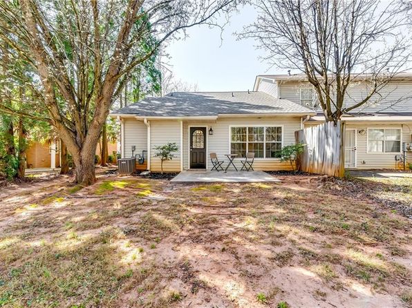 2139 Hickory Bnd SE APT E, Conyers, GA 30013