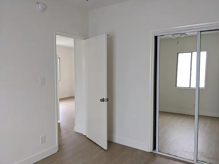 1248 N Las Palmas Ave #6 — Photo 11
