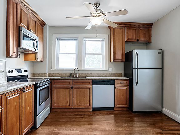 5th image of 1455 Haines Ave