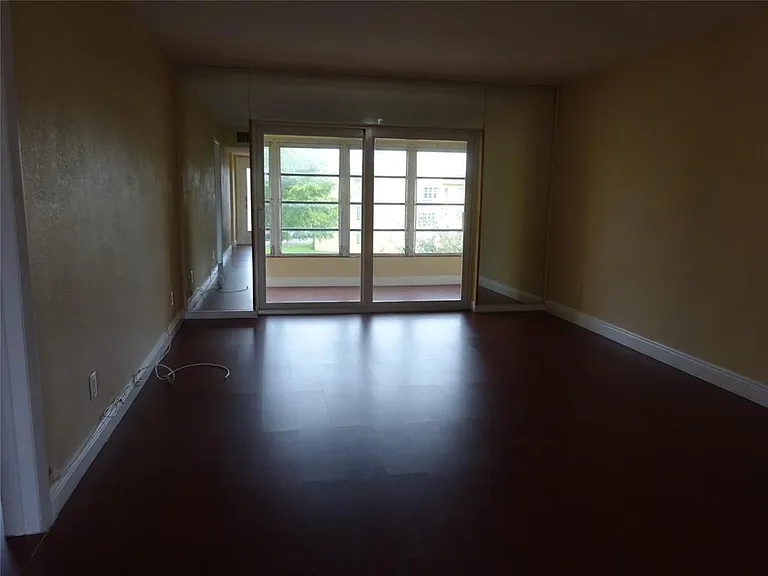 6050 NW 64th Ave #307 — Photo 16