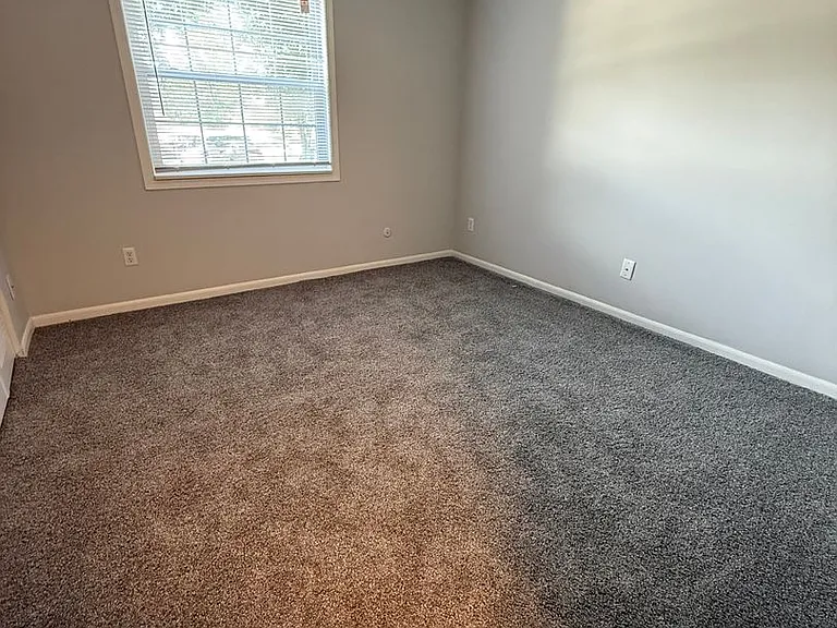 Foxfire West Apartments — Photo 23