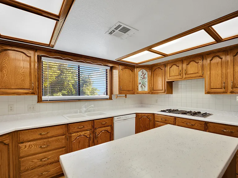 5576 W Rochelle Ave #24C24C — Photo 12