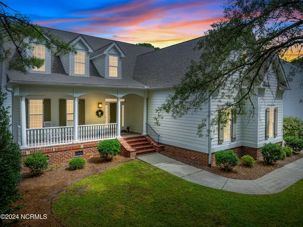 2846 St James Drive SE, Southport, NC 28461