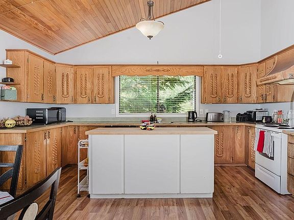 5th image of 5899 Spriggs Rd