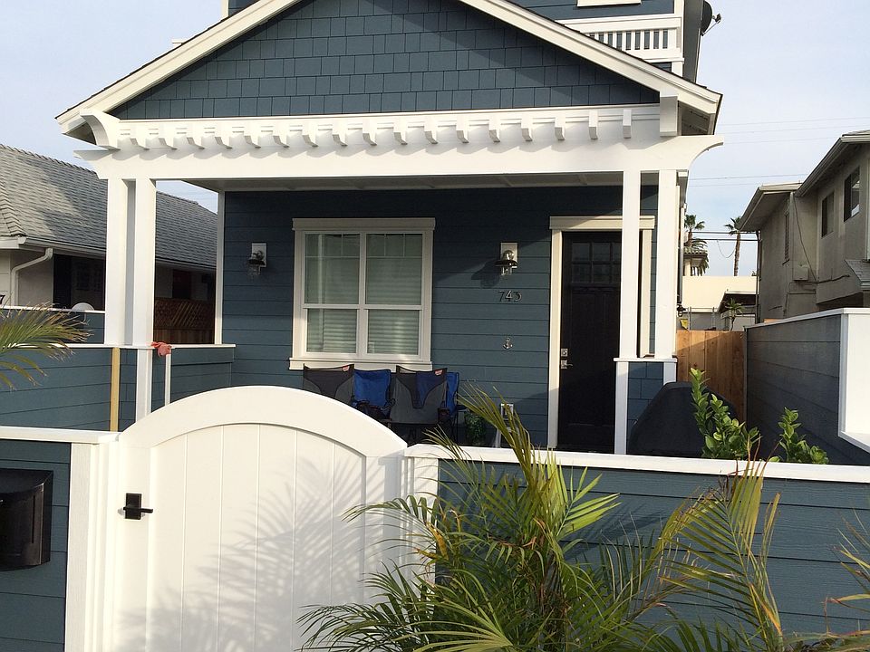 1st image of 743 D Ave