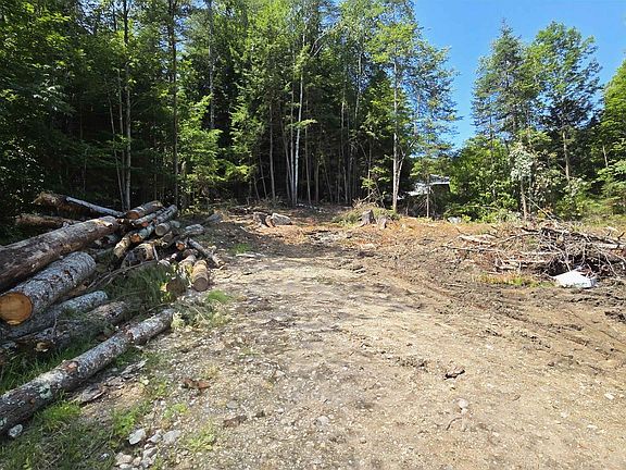 3rd image of 55 Grafton Turnpike Road