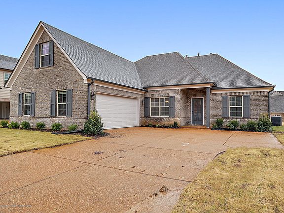 2nd image of 3266 Marion Ln