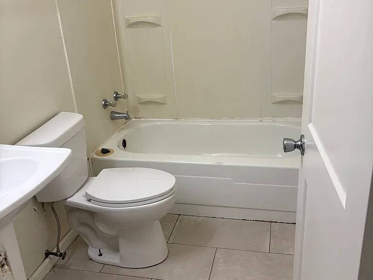 3569 Golden Meadows Ct — Photo 14
