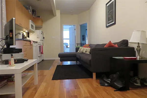 Rented by Maz Group NY | media 28