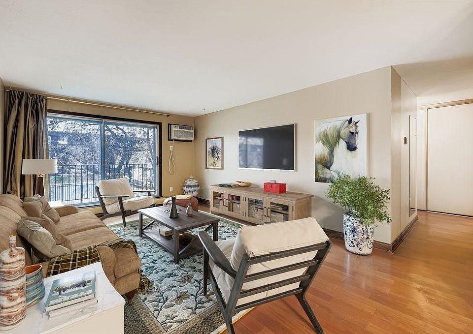 1st image of 3431 Kent St APT 813
