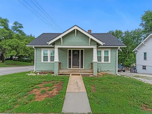 443 N Nettleton Ave, Bonner Springs, KS 66012