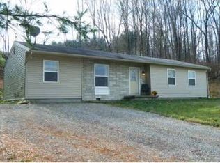 7595 Thelma Rd, Athens, OH 45701