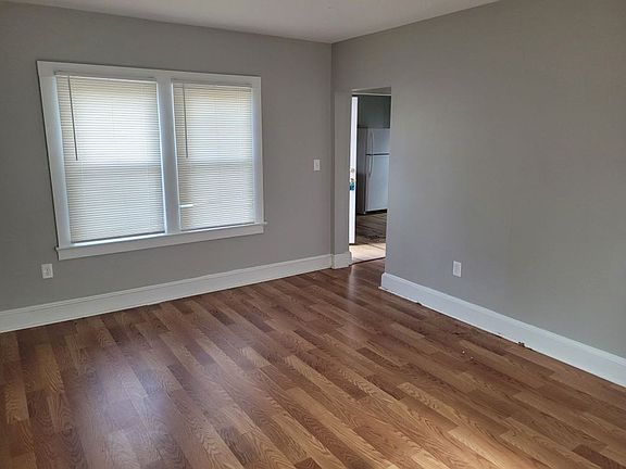 5th image of 216 Harrill St #A