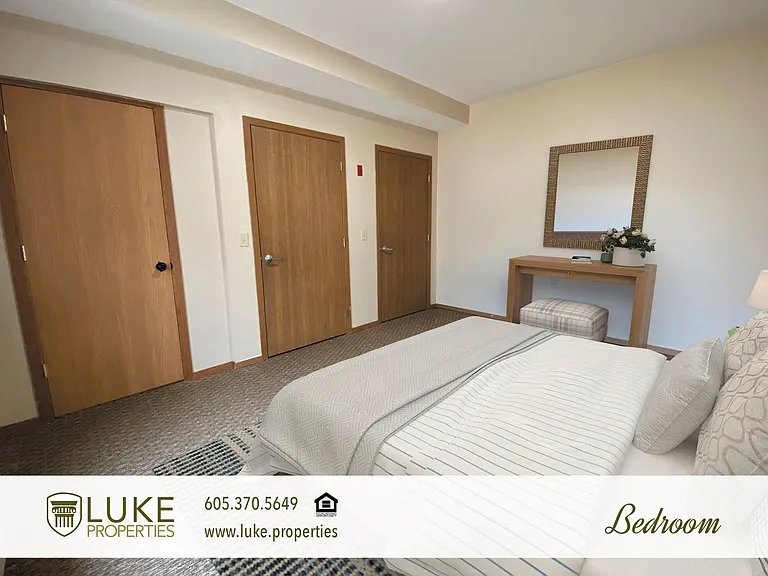138 N Sycamore Ave #12 — Photo 6