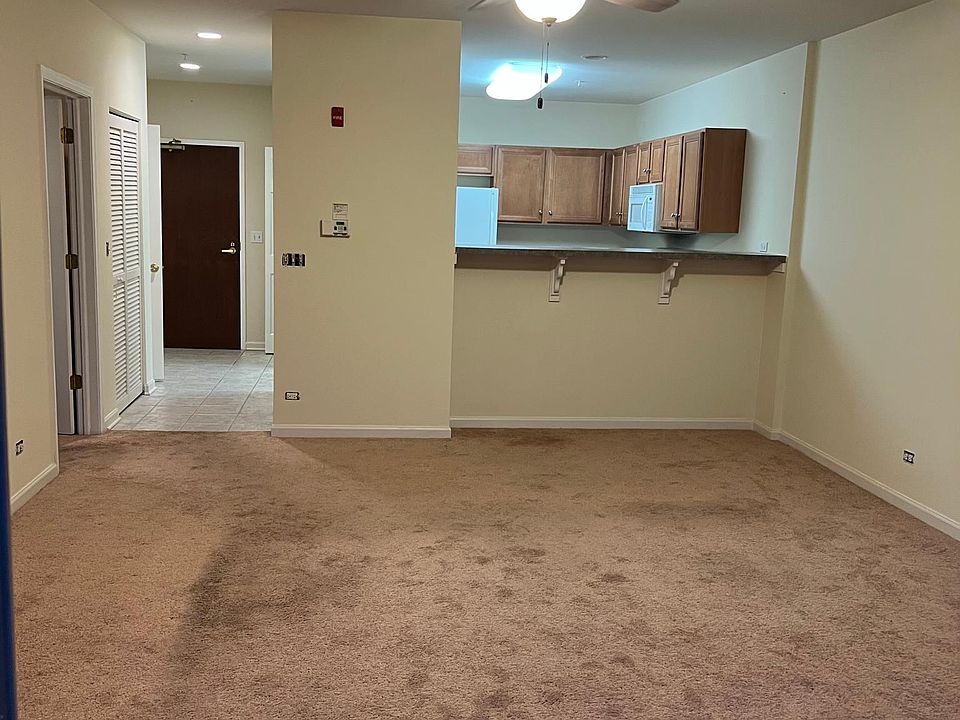 1st image of 9440 S 51st Ave APT 307