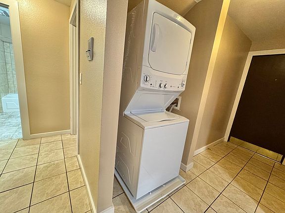 5th image of 12728 33rd Ave NE APT 106