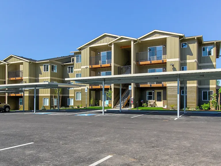 Chehalem Pointe — Photo 19