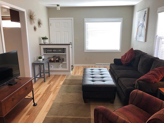 Main level living room