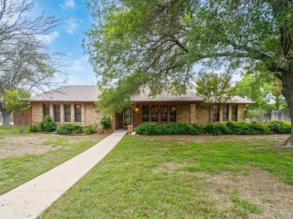 200 Far Hills Dr, Del Rio, TX 78840