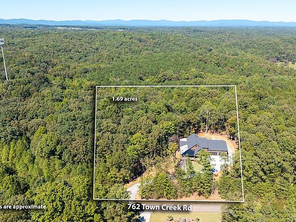 5th image of 762 Town Creek Rd