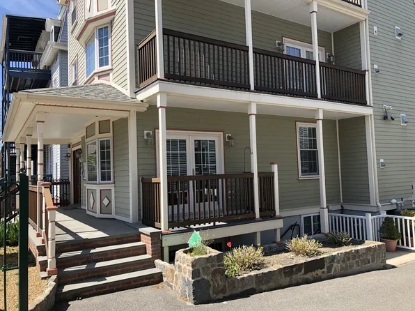 89 Pearl St APT 1, Somerville, MA 02145