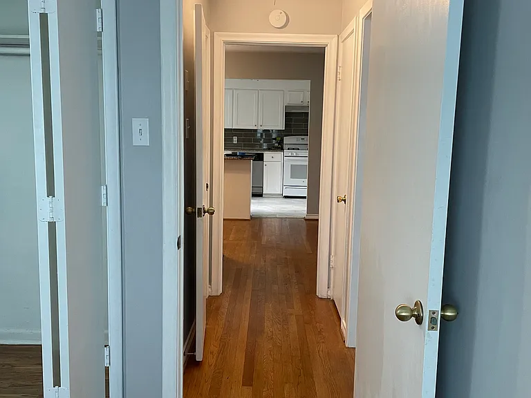 6445 Ravendale Ln — Photo 6