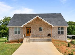 1311 Hilltop Rd, Dandridge, TN 37725