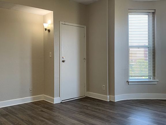 2nd image of 9-23 E 34th St #23C